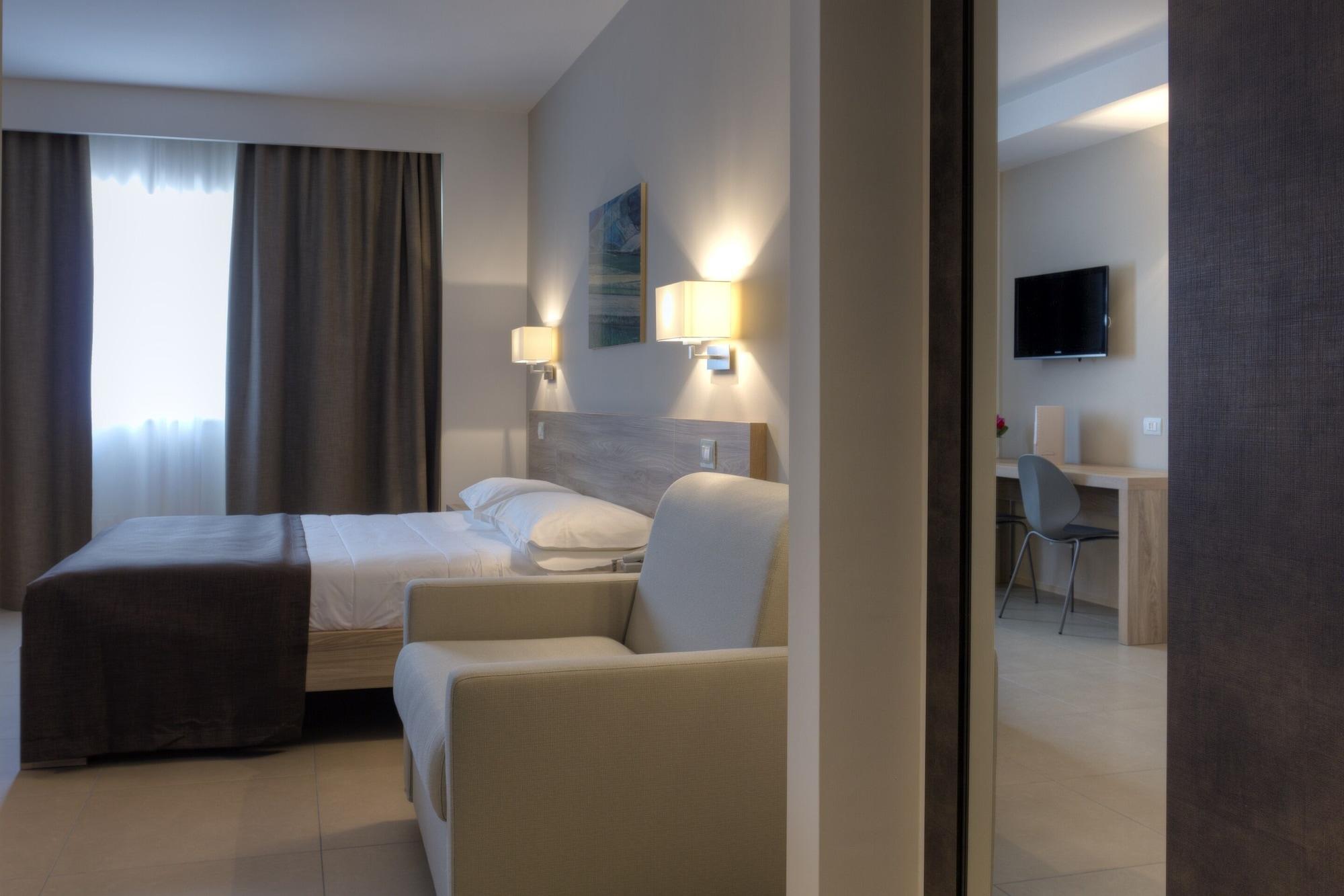 Hotel Dimorae Rooms And Suites - Apartments Civitanova Marche Extérieur photo