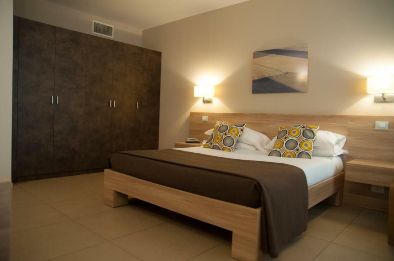 Hotel Dimorae Rooms And Suites - Apartments Civitanova Marche Extérieur photo