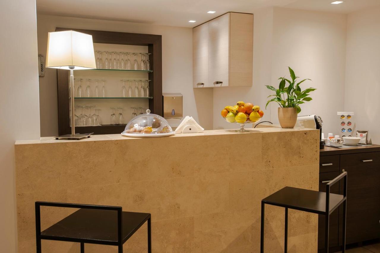Hotel Dimorae Rooms And Suites - Apartments Civitanova Marche Extérieur photo